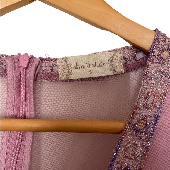 NWT Altar'd State Puprle Lilac Candy Mariska Lace Embroidered Maxi Dress Size S - Picture 4 of 9